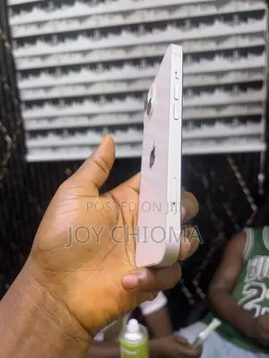 New Apple iPhone 13 128 GB White