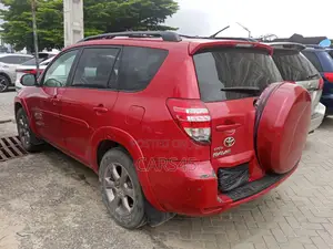 Toyota RAV4 2007 Red