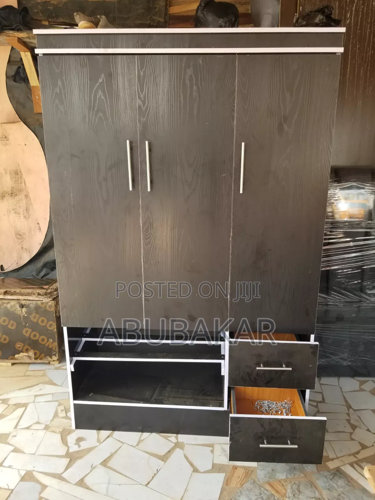 New Wardrobe 4by6 Very Solid
