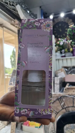 Hasset and Green Reed Diffuser