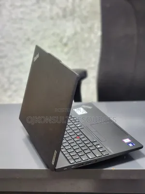 Laptop Lenovo ThinkPad E16 Gen 3 32GB Intel Core Ultra 7 SSD 1T