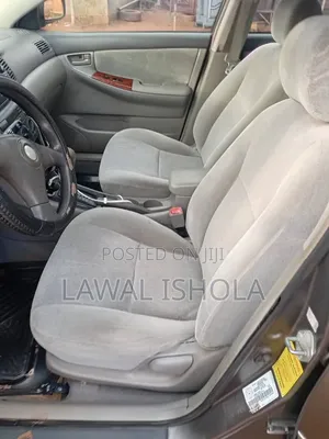 Toyota Corolla 2004 Gray