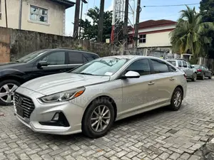 Hyundai Sonata SE 2018 Silver