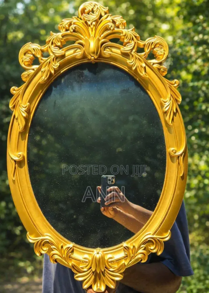 Vintage Elegant Mirror