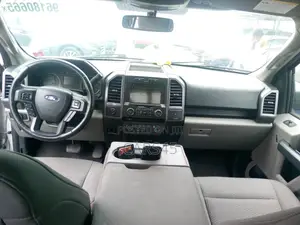 Ford F-150 2018 Silver