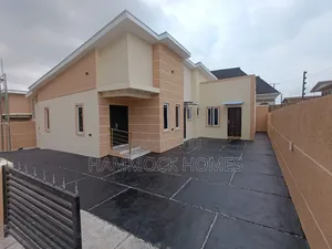 3bdrm Bungalow in Tinubu Estate, Iwo Road for sale