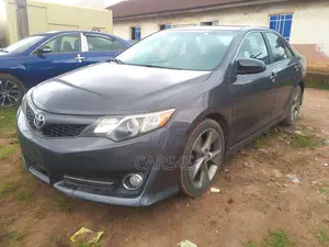 Toyota Camry L 4dr Sedan (2.5L 4cyl 6A) 2012 Gray