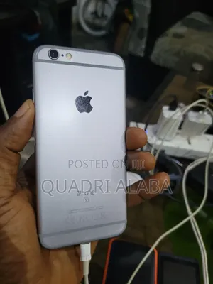Apple iPhone 6s 64 GB Silver