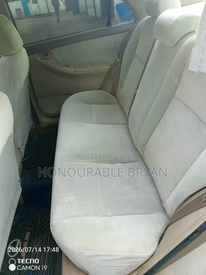 Toyota Corolla 2004 Gold