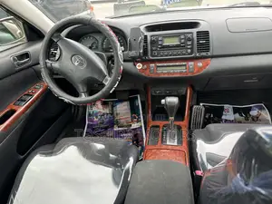 Toyota Camry LE 4dr Sedan (2.4L 4cyl 5A) 2006 Gold