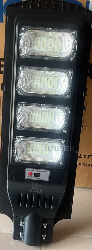 Solar Street Light (4 Bulb)