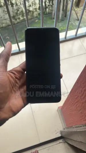 Oppo A17 64 GB Gray