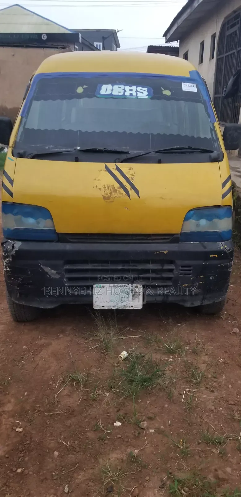 Suzuki APV Minibus 2010 Yellow