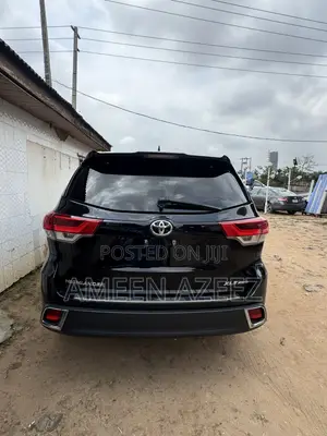 Toyota Highlander 2017 Black