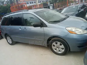 Toyota Sienna 2008 Blue