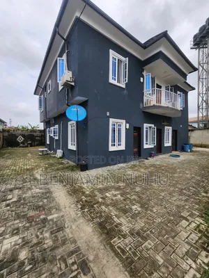 1bdrm Block of Flats in In A Close Facing, Off Lekki-Epe Expressway