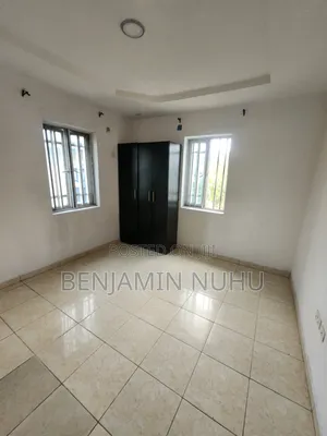 1bdrm Block of Flats in In A Close Facing, Off Lekki-Epe Expressway