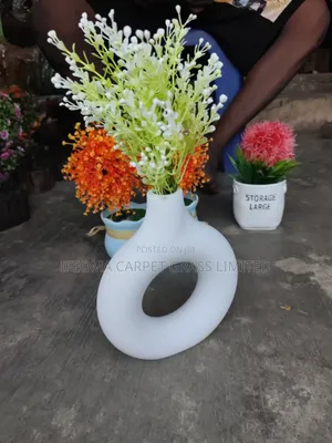Cup Flowers. Available in Different Sizes and Flowers .