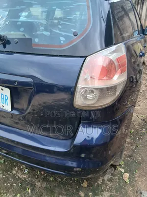 Toyota Matrix 2004 Blue