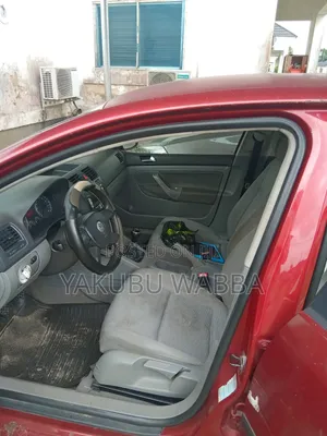 Volkswagen Golf 2006 Red