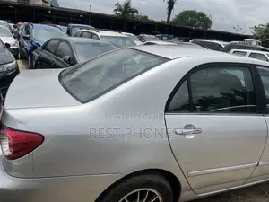 Toyota Corolla 2005 Silver