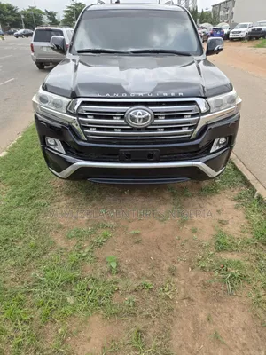 Toyota Land Cruiser 2015 Black