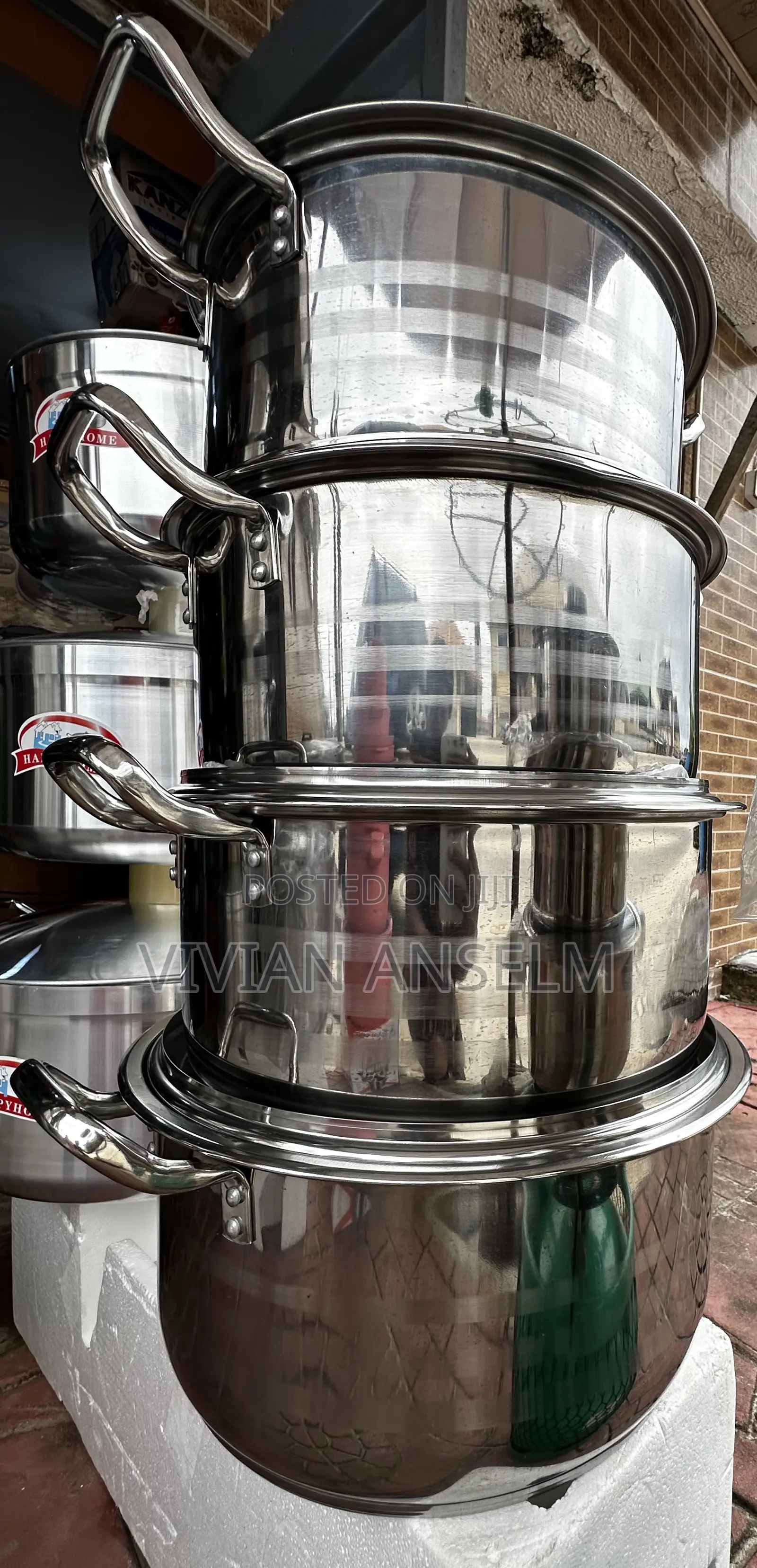 Premium and Luxury Tiered Cookware Set