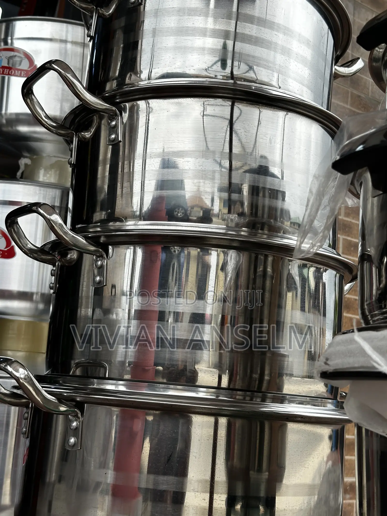 Premium and Luxury Tiered Cookware Set