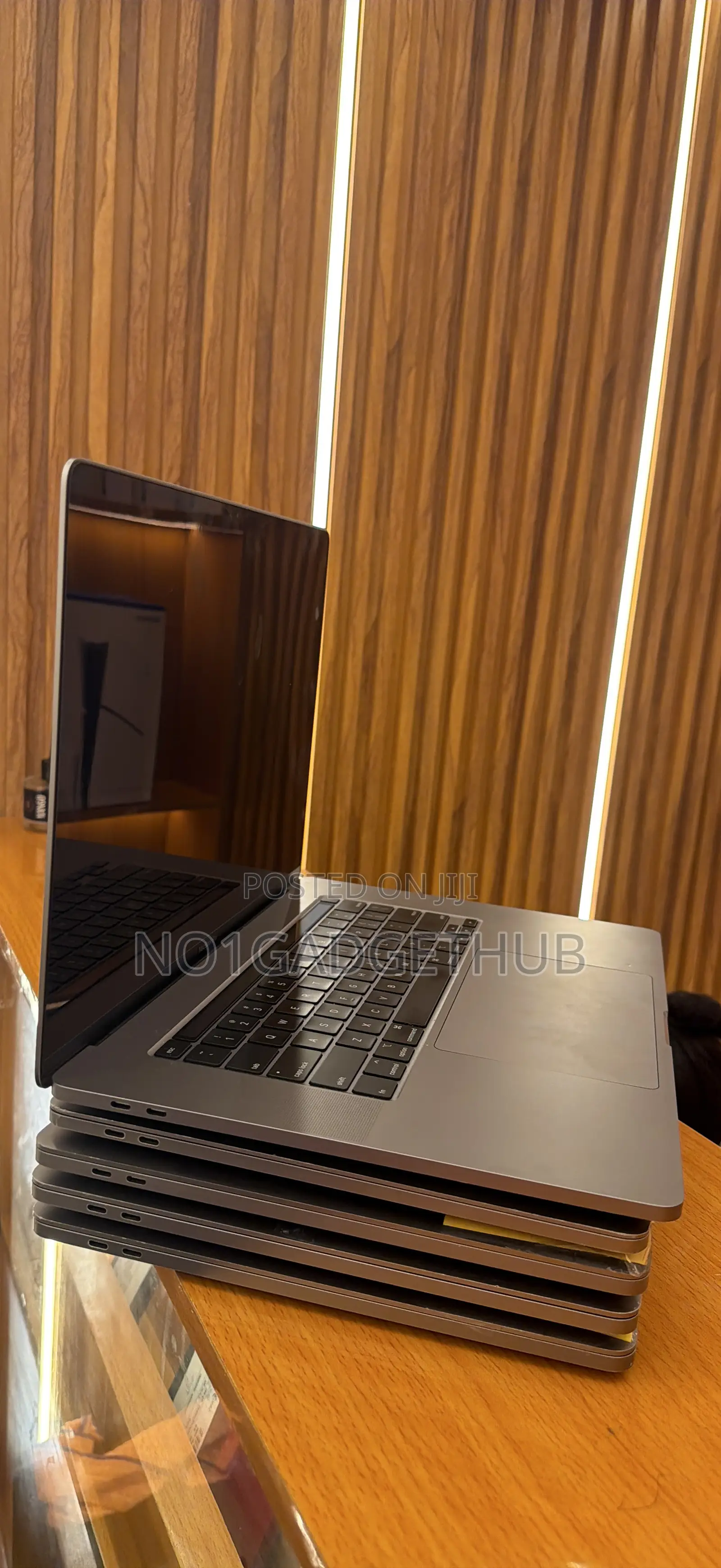 Laptop Apple MacBook Pro 2019 32GB Intel Core i9 SSD 2T
