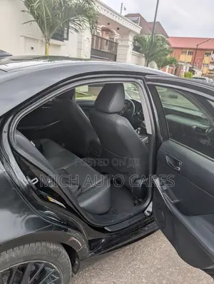 Lexus IS 250 2014 Black
