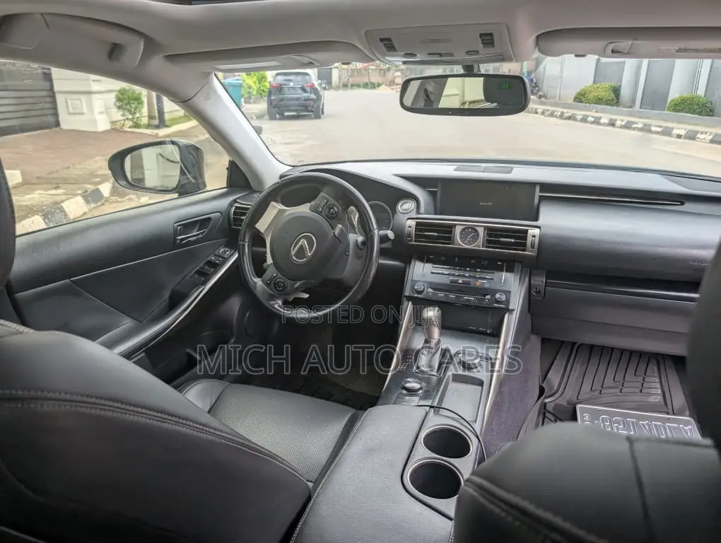 Lexus IS 250 2014 Black