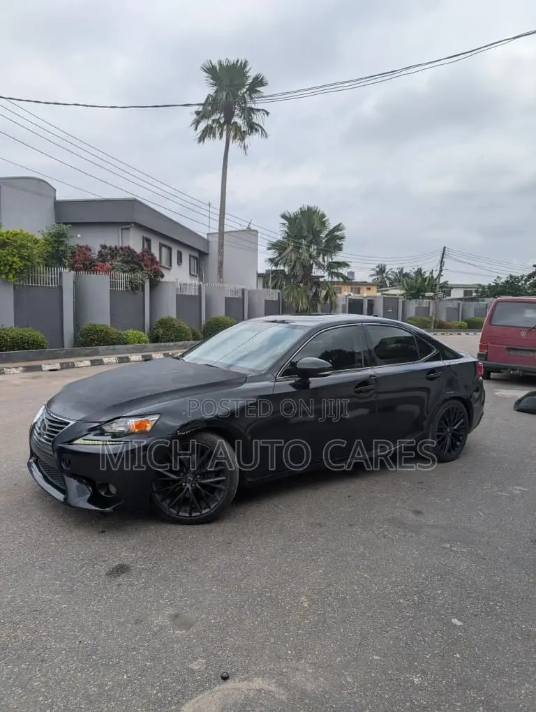 Lexus IS 250 2014 Black