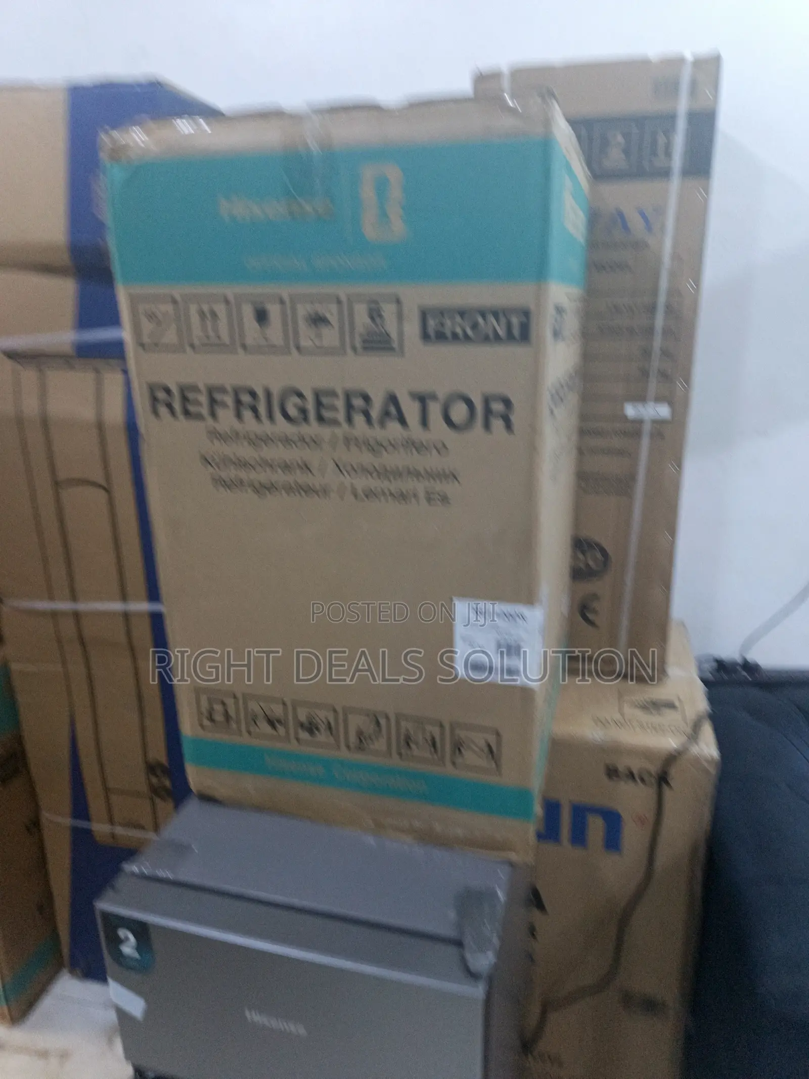 Hisense 120DR Compact Refrigerator