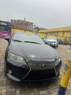Lexus ES 2015 Black