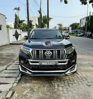 Toyota Land Cruiser Prado 2018 Black