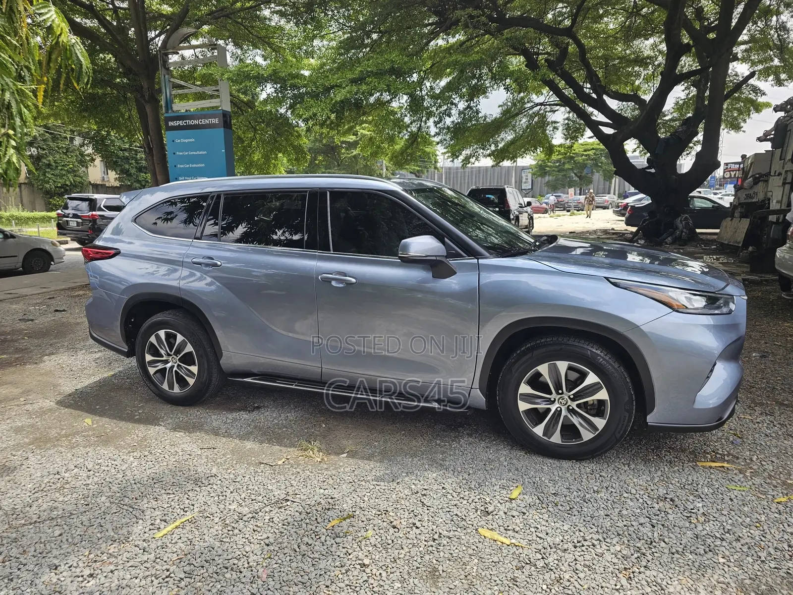 Toyota Highlander 2020 Blue
