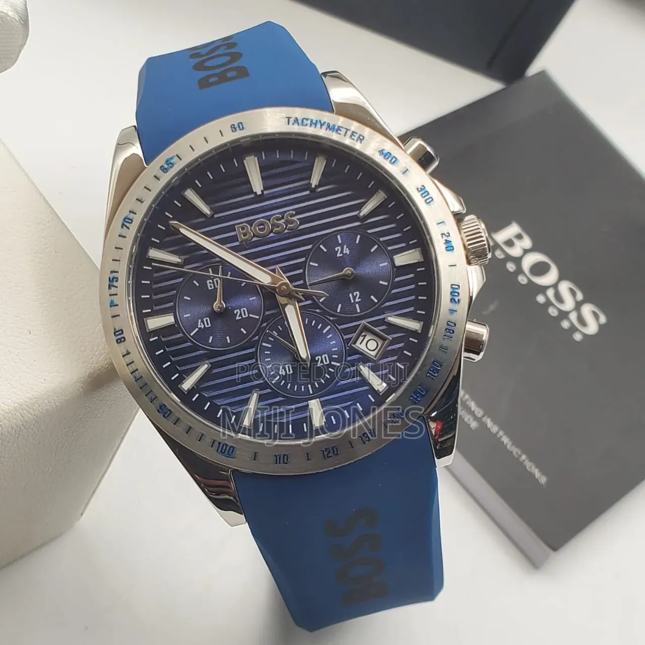 Luxury BOSS Inspired Men Rubber Watch - Quartz Battery*