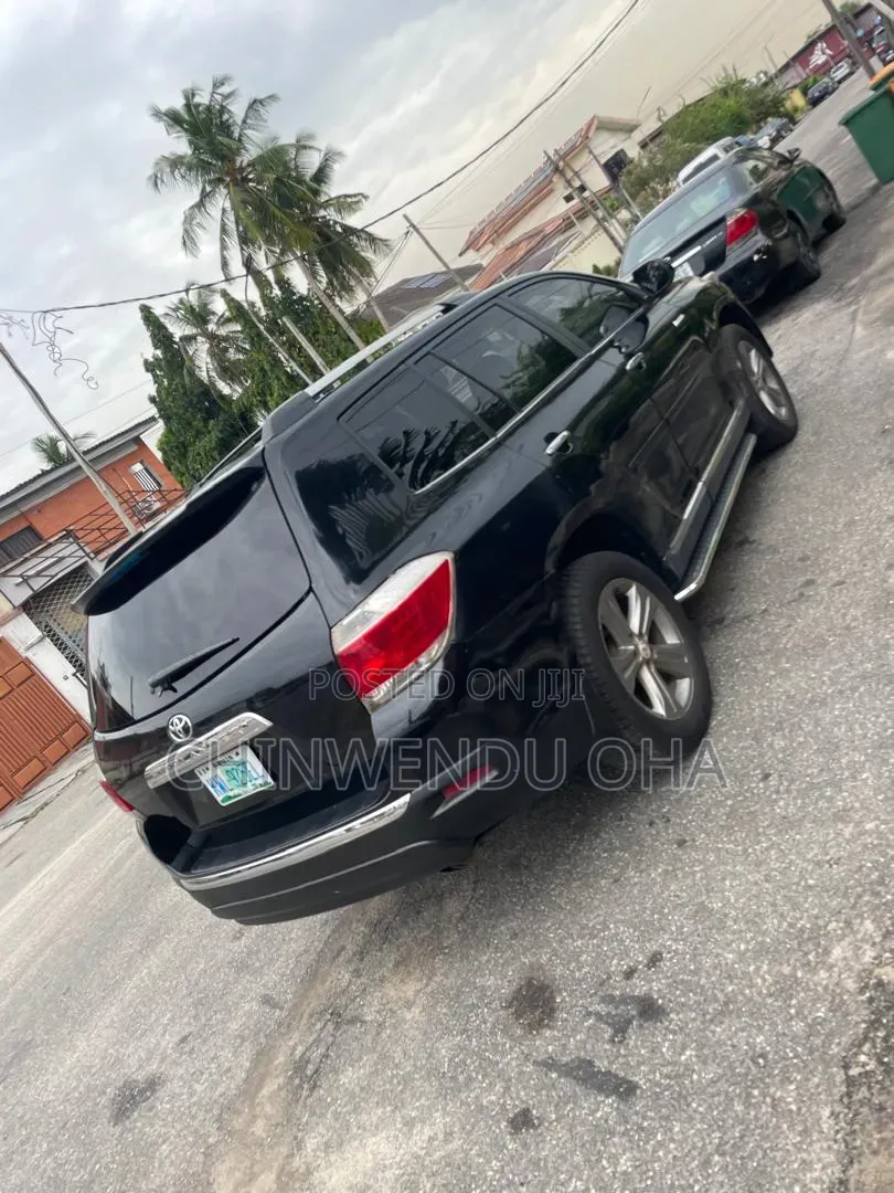 Toyota Highlander 2013 Black