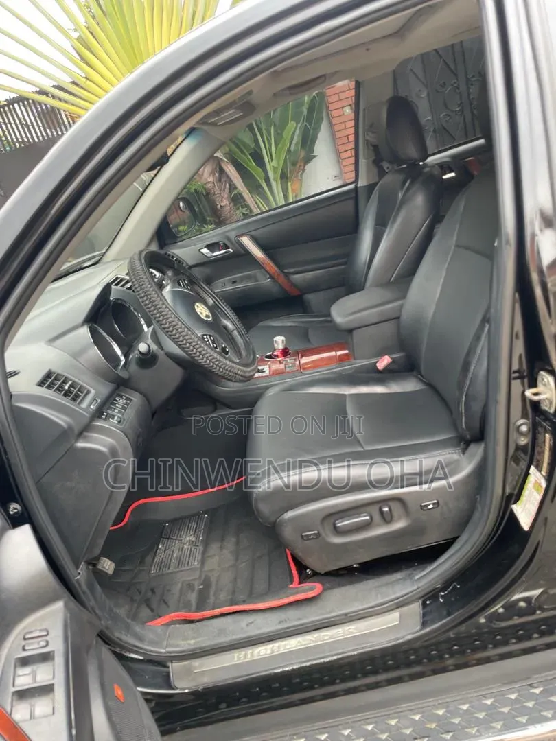 Toyota Highlander 2013 Black