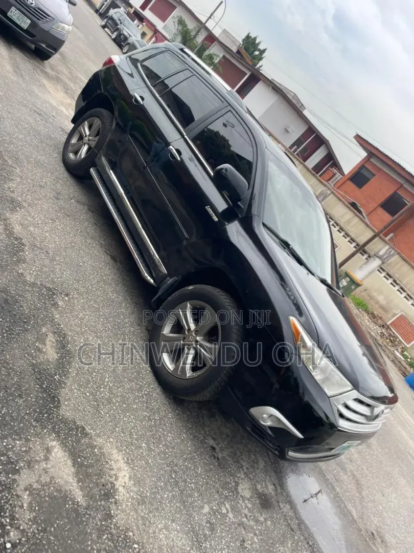 Toyota Highlander 2013 Black