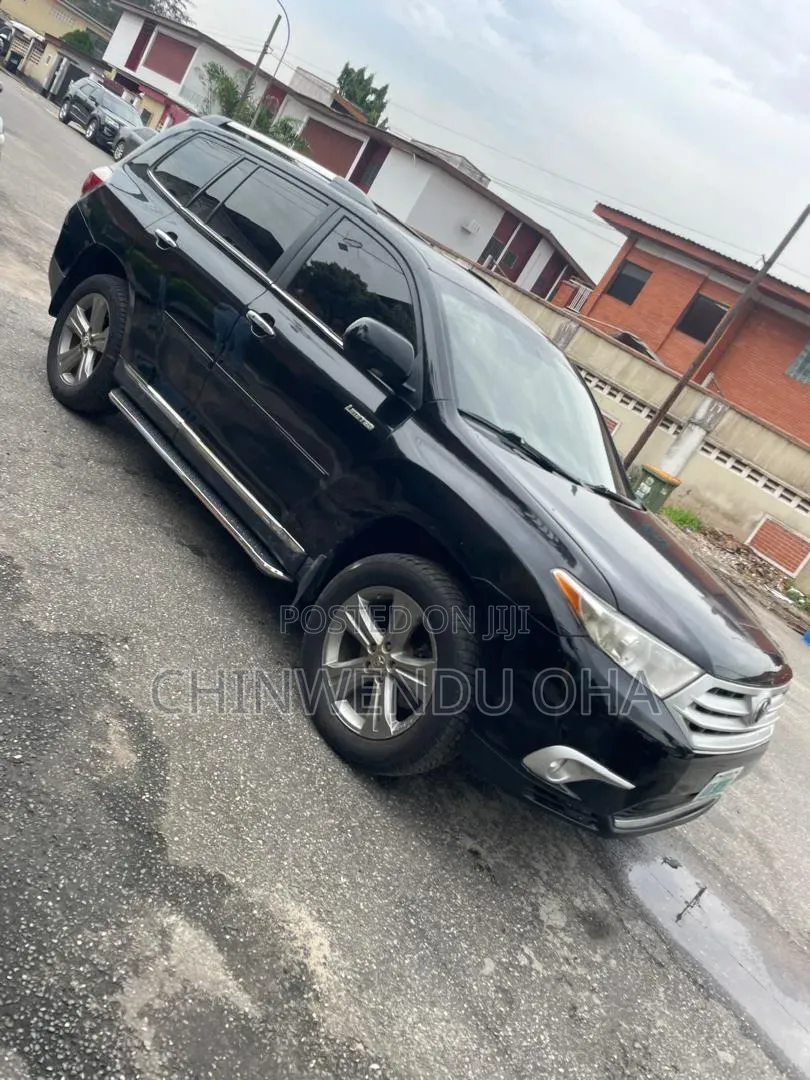 Toyota Highlander 2013 Black