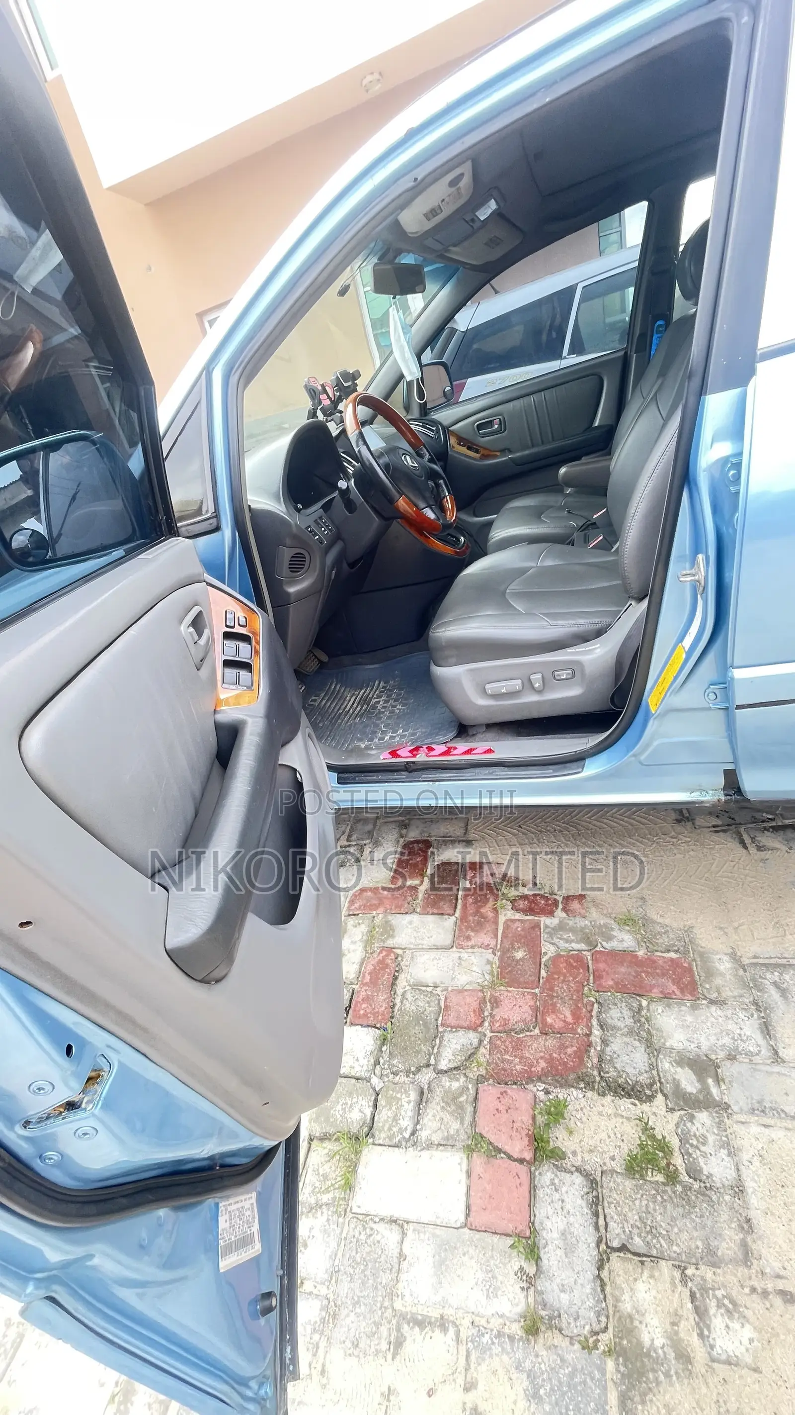 Lexus RX 2000 Blue
