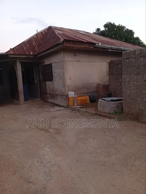 2bdrm Bungalow in Oversea Quarter, Kwali for sale