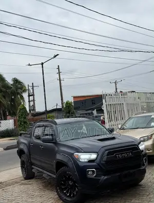 Toyota Tacoma TRD Off Road 2017 Matt Black