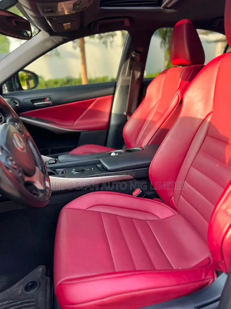 Lexus IS 350 AWD 2017 Black
