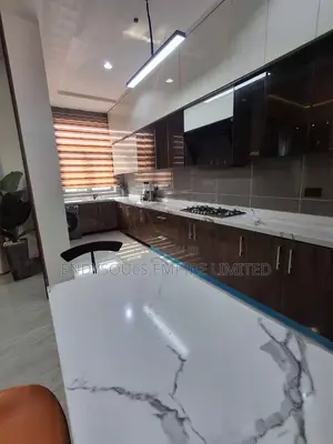 2 Bedroom Lush Apartment