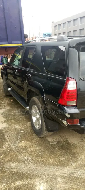 Toyota 4-Runner 2005 Black