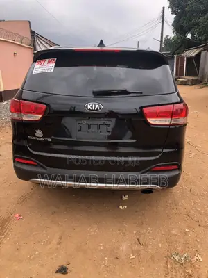 Kia Sorento 4dr SUV 2016 Black