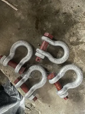 5/8” (3.25Ton) Crosby Shackle C/W Bolt and Nut