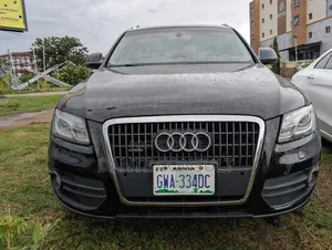 Audi Q5 2009 Black